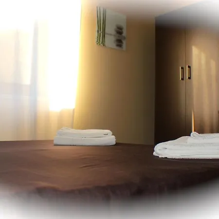 Domus Corso Umberto 18 B&B-2